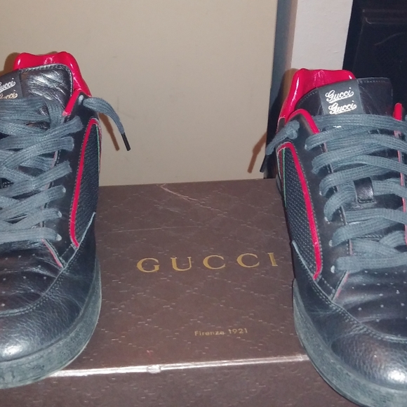 Size 9 an half Gucci shoes for men - Picture 4 of 6